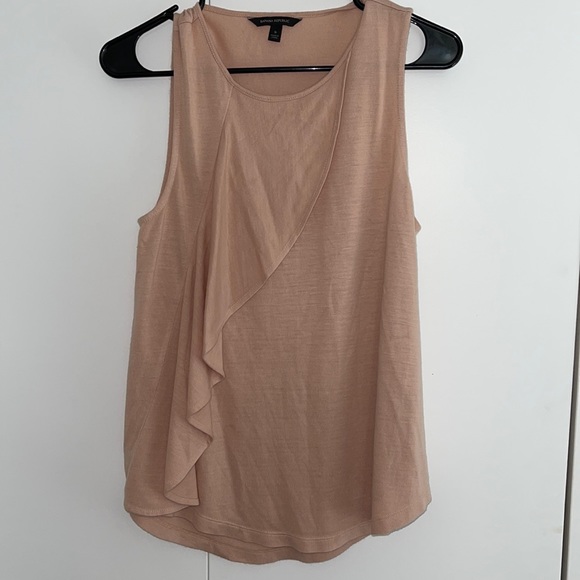 Banana Republic Tops - Banana Republic tank top rose blouse